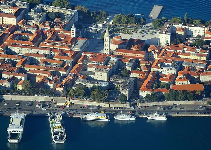 The 2sisters アパート